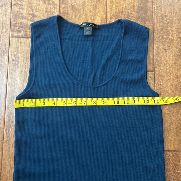ST John Knit Tank Size M - Picture 3 of 10